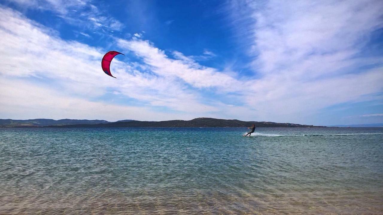 Casa Duminicheddha, Mare E Relax In Gallura Bassacutena Exteriör bild